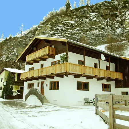 In Oetztal Near Arena, Cleaning Included لانغنفلد